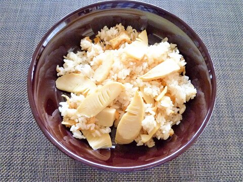 春を感じる筍ご飯♪♪炊飯器と白出汁でお任せ♪♪